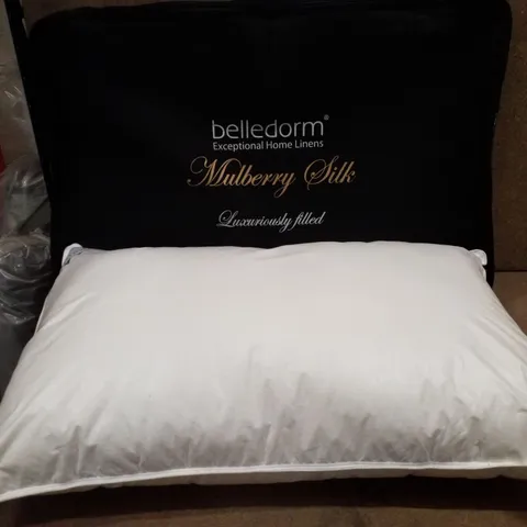 LUXURY SILK MEDIUM SUPPORT PILLOW