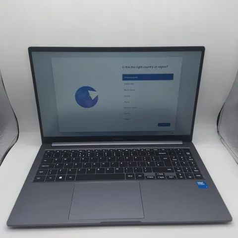 BOXED SAMSUNG GALAXY BOOK4 INTEL CORE I3 LAPTOP - NP750XGK-KG4UK
