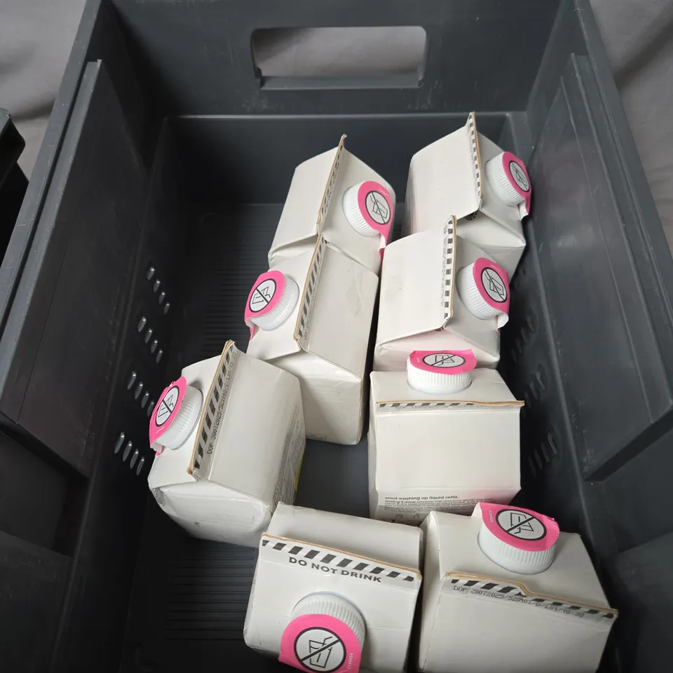 APPROXIMATELY 8 X SMOL WASHING UP LIQUID REFILLS 500ML 