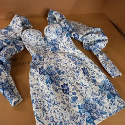 HOUSE OF LONDON BLUE FLORAL DRESS - XS