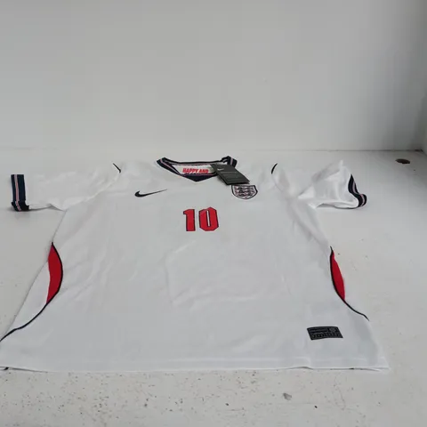 NIKE ENGLAND MEN'S HOME FOOTBALL SHIRT – NO. 10 BELLINGHAM (SIZE 28)