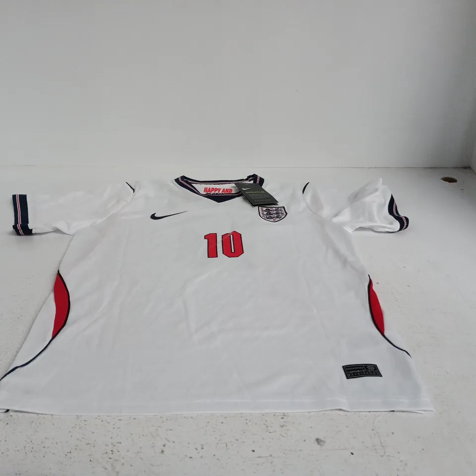NIKE ENGLAND MEN'S HOME FOOTBALL SHIRT – NO. 10 BELLINGHAM (SIZE 28)