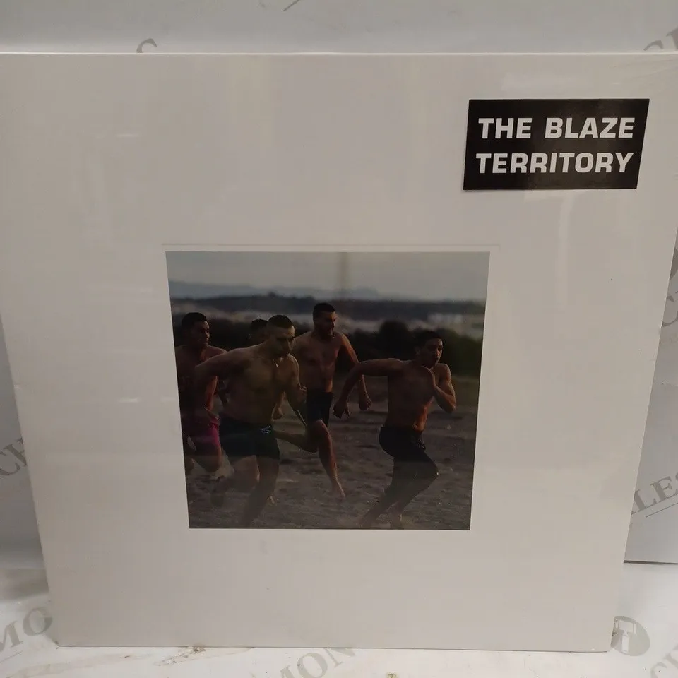 BOX TO CONTAIN 10 X ASSORTED MUSIC VINYL'S. ARTISTS VARY 