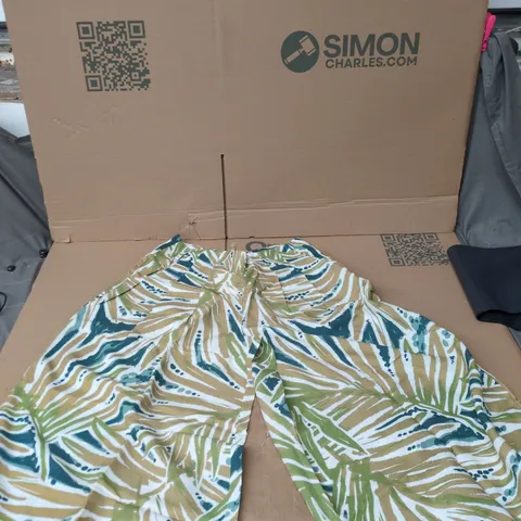 CELTIC & CO PALM PRINT CULOTTES – UK 18