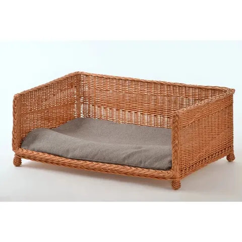 BOXED DURGIN WICKER PET BED
