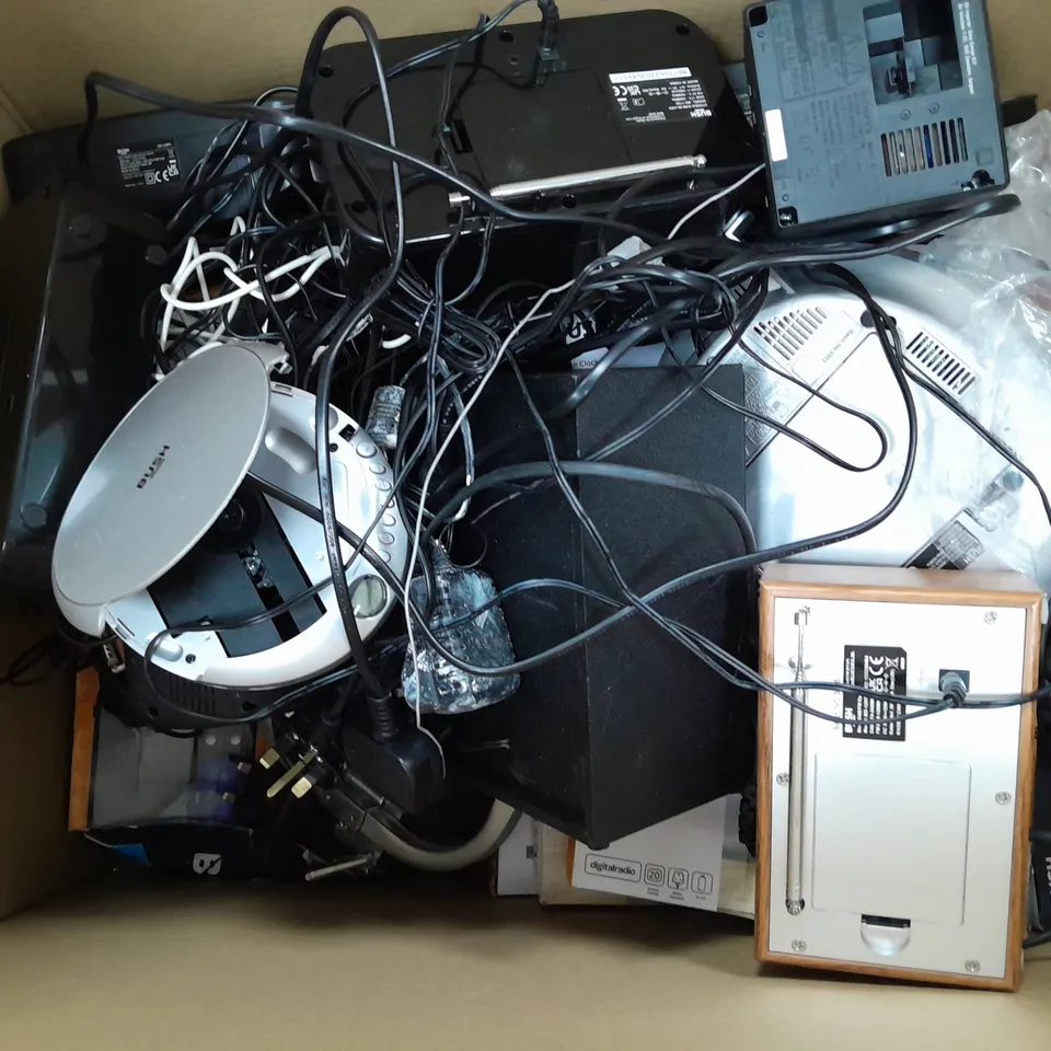 BOX OF APPROXIMATELY 15 ASSORTED ITEMS TO INCLUDE - BUSH ALARM CLOCK RADIO , BUSH CLASSIC RADIO , PORTABLE RADIO ETC