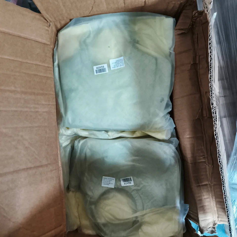 BOX OF APPROXIMATELY 15 X PASTEL GREEN QUILTED HANDBAG WITH TOP HANDLE