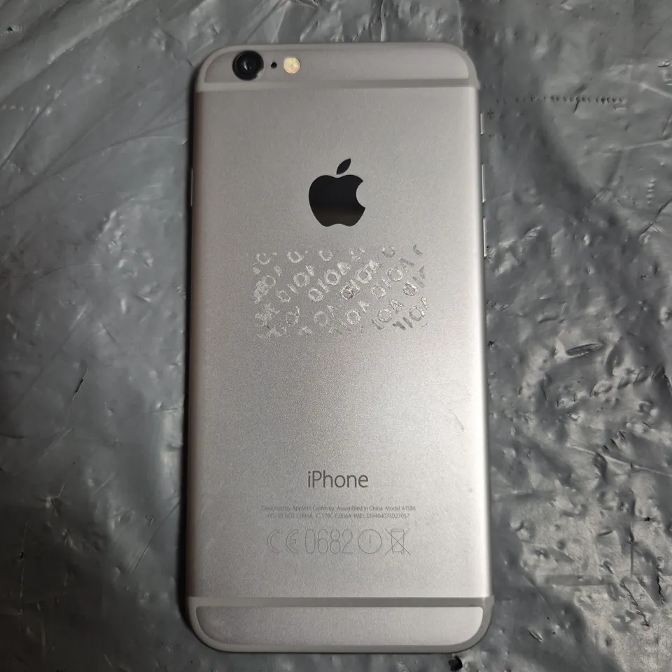 APPLE IPHONE - MODEL A1586