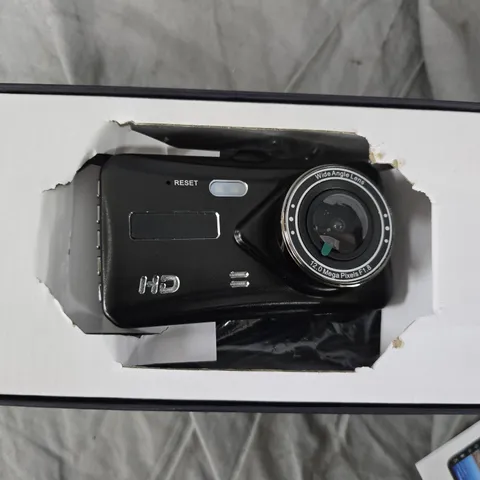 Digital Compact Camera – Black, 12MP Wide-Angle Lens 