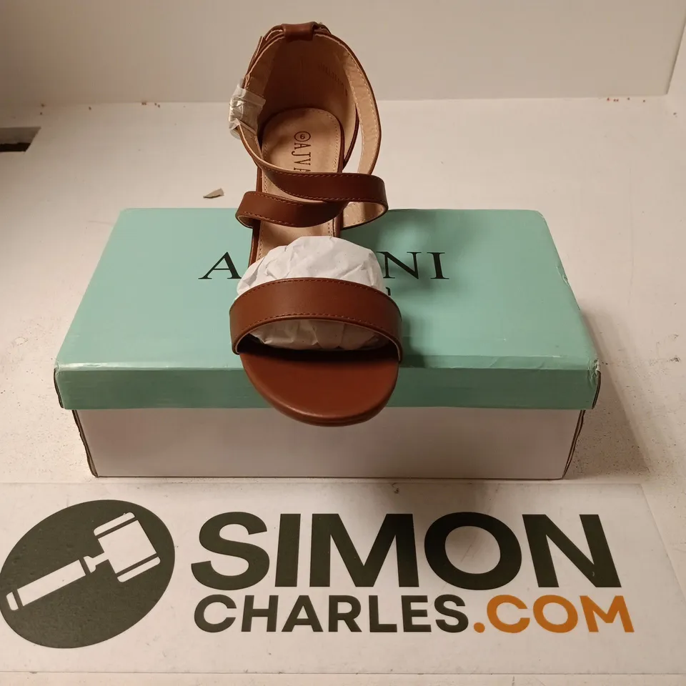 BOXED PAIR OF AJVANI COLLECTION HALLIE 110 HEELS IN TAN - SIZE 6