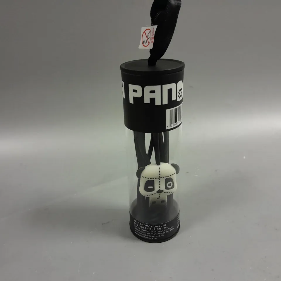 APPROXIMATELY 200 OBJECT IPHONE PANDA CABLES (PDL-100)