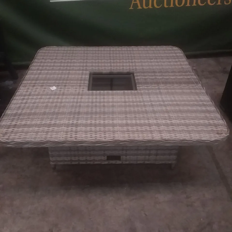 RATTAN EFFECT GREY GARDEN DINING TABLE