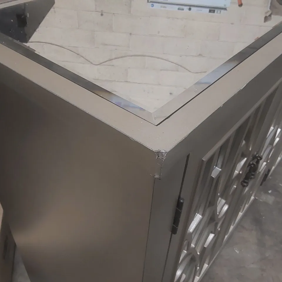 GALLO 4 DOORS MIRRORED LONG SIDEBOARD