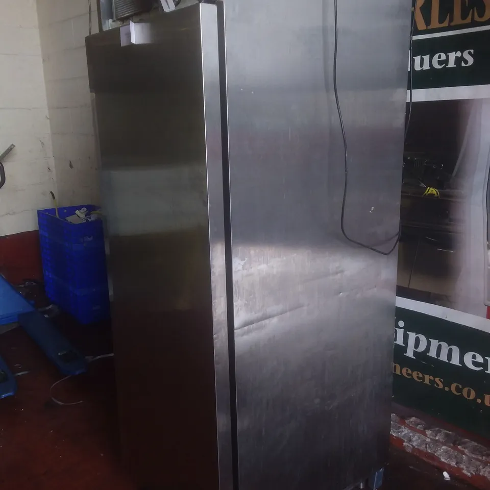 LARGE DISPLAY FRIDGE 