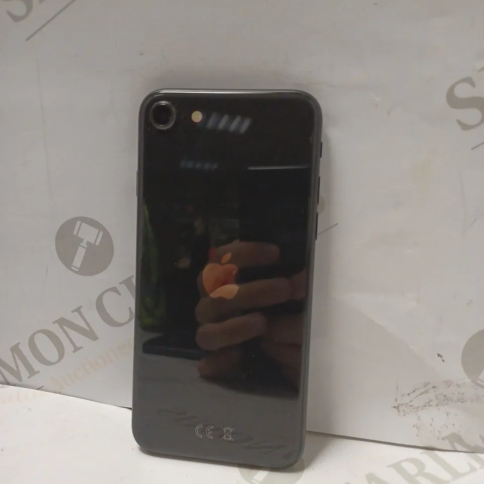 BOXED APPLE IPHONE SE IN BLACK 64GB