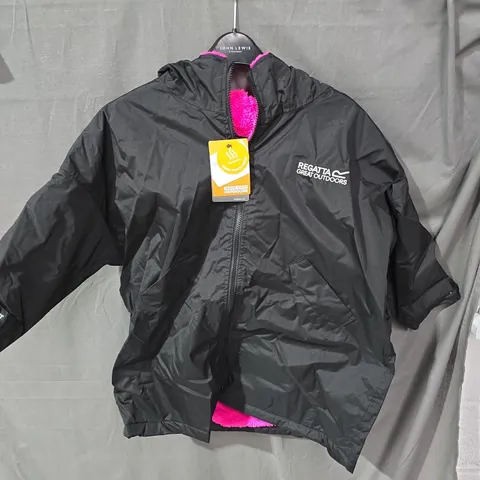 REGATTA GREAT OUTDOORS HYDRAFORT KIDS' WATERPROOF JACKET β BLACK WITH PINK FLEECE LINING