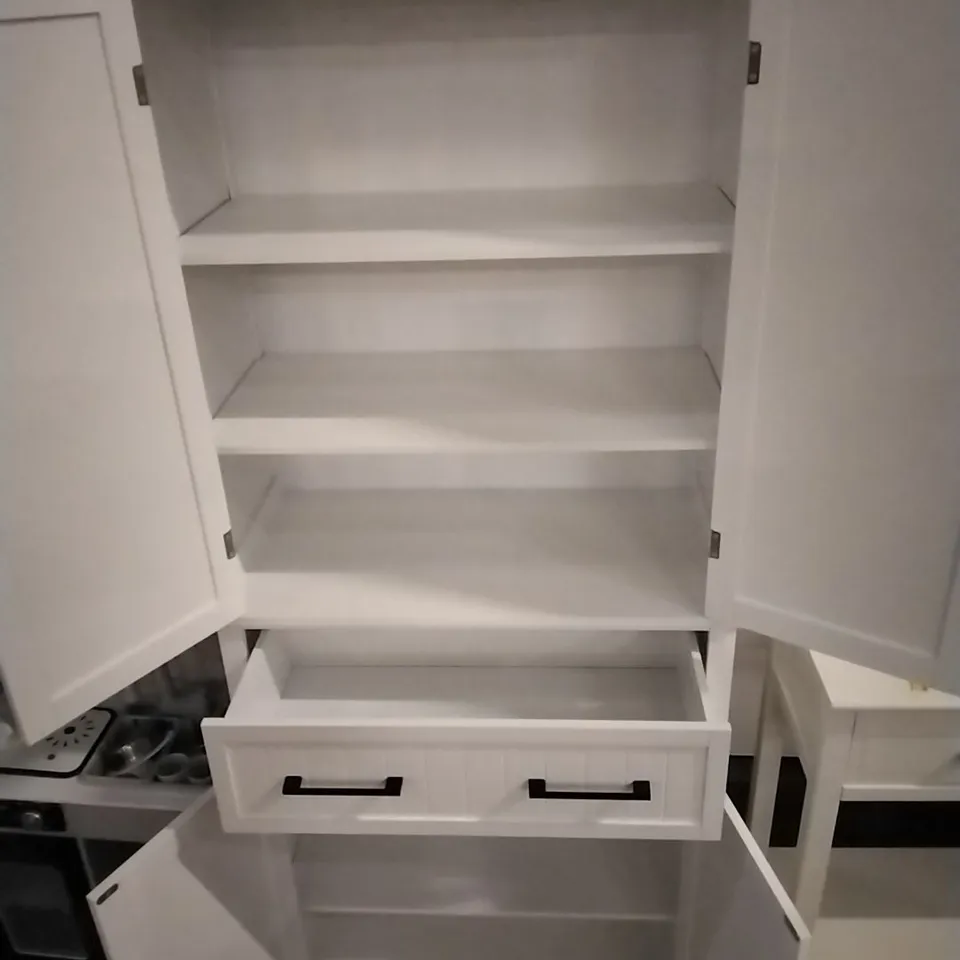 BUNTIN KITCHEN CABINET- WHITE