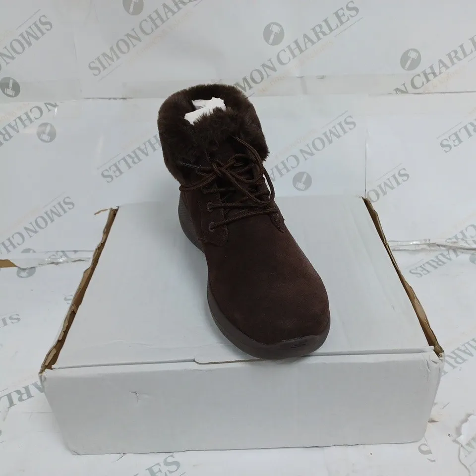 BOXED PAIR OF SKECHERS GO WALK STABILITY SUEDE BOOTS IN CHOCOLATE - UK SIZE 4.5