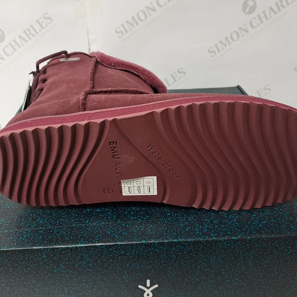 EMU BURGANDY BOOTS WATER PROOF SIZE 8