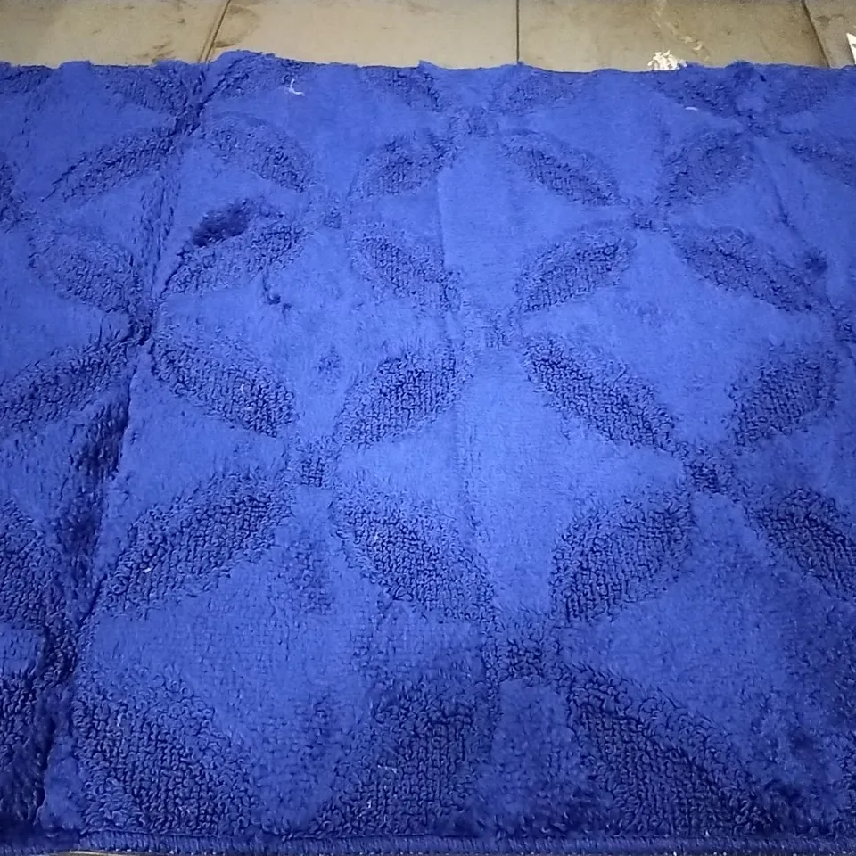 BRAND NEW ANA-VERONICA RECTANGLE BATH MAT SIZE 70CM X 120CM