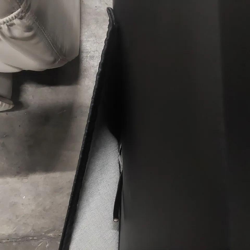 QUALITY DESIGNER ELECTRIC RECLINER FAUX LEATHER ARMCHAIR - BLACK