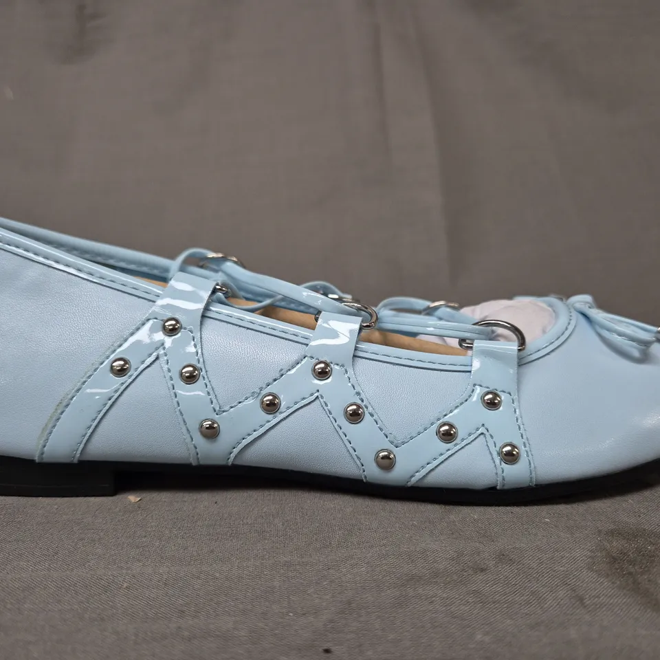 BOXED PAIR OF KOI VIOLETTA LACE UP FLAT BALLET SHOES IN BLUE UK SIZE 4