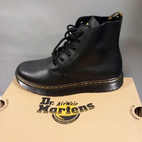 BOXED DR MARTENS THURSTEN CHUKKA LACK SIZE 6.5