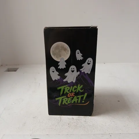 TRICK OR TREAT HALLOWEEN INDOOR LIGHT