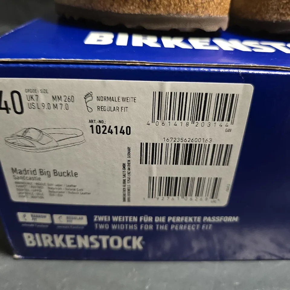 BIRKENSTOCK MADRID BIG BUCKLE SANDALS – BEIGE UK 7 (EU 40)