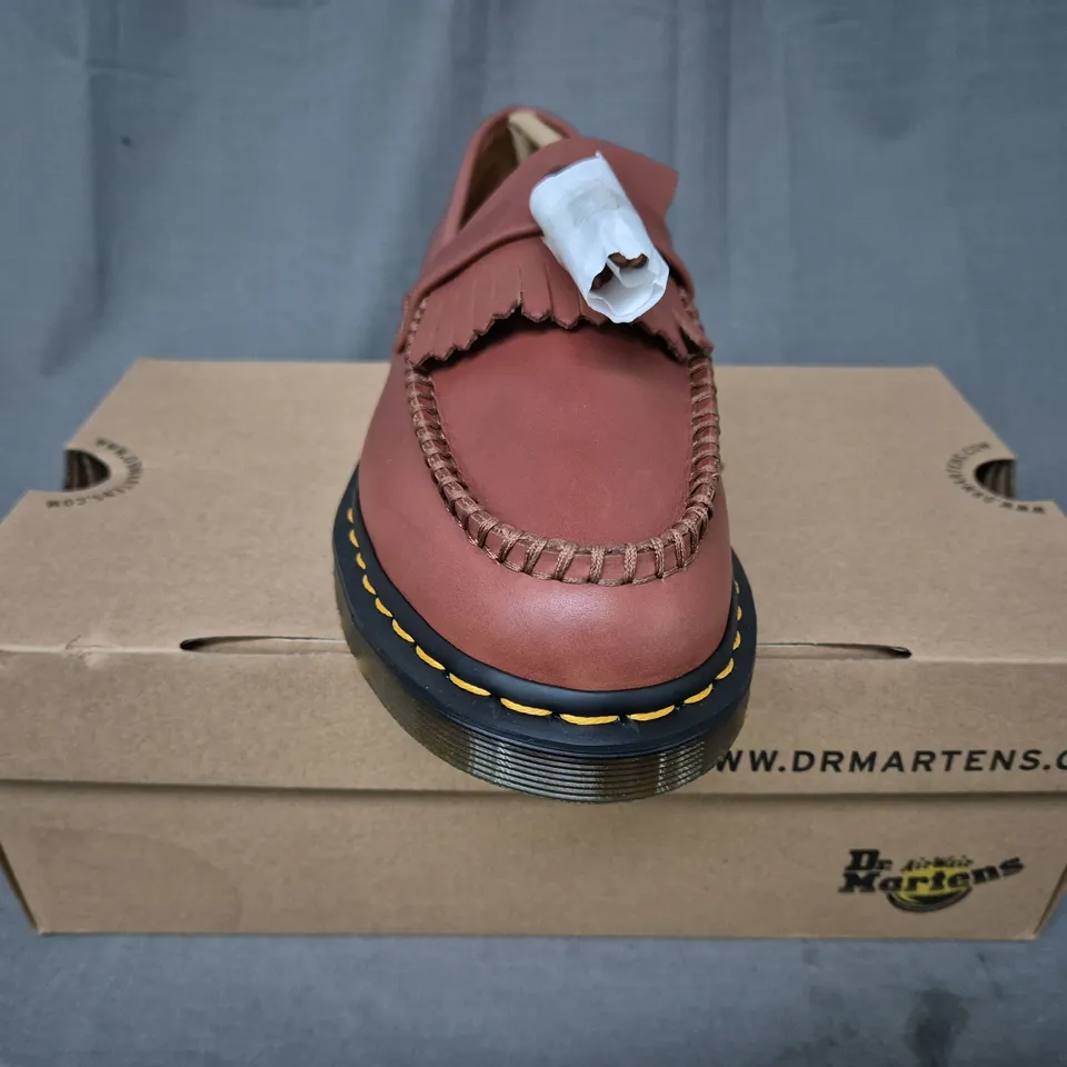 BOXED PAIR OF DR MARTENS ADRIAN YS LOAFERS IN TAN UK SIZE 7