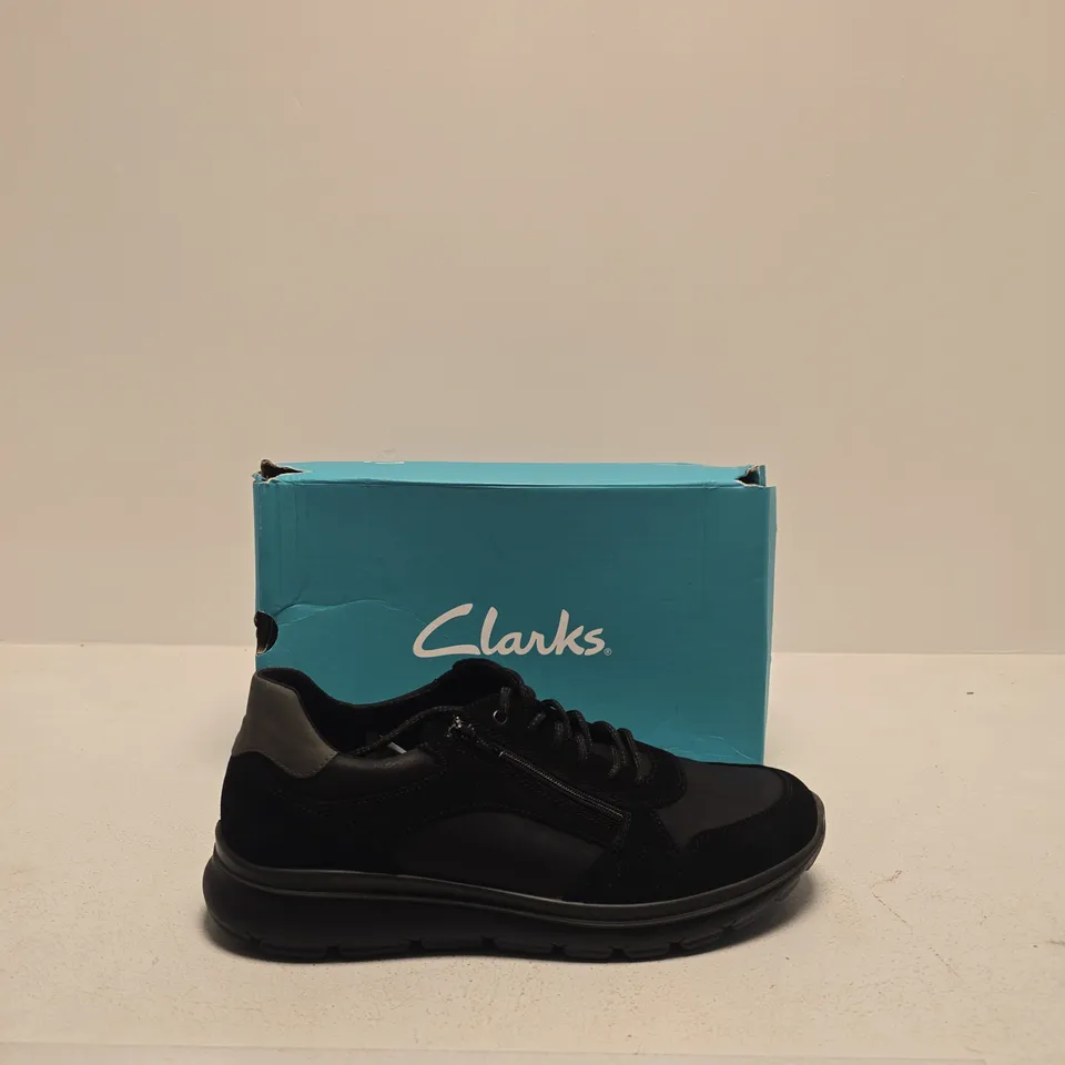 CLARKS BLACK TRAINERS – MEN SIZE UK 10G