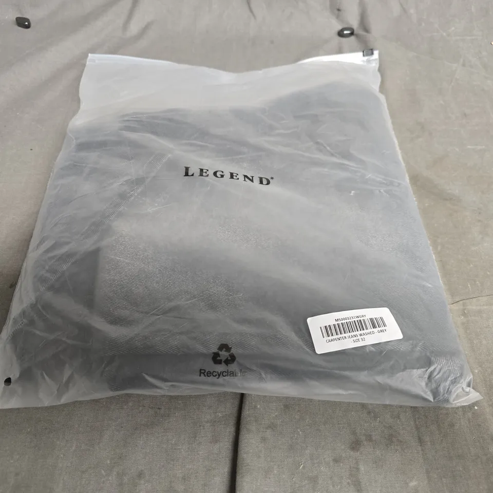 LEGEND CARPENTER JEANS WASHED GREY – UK SIZE 32