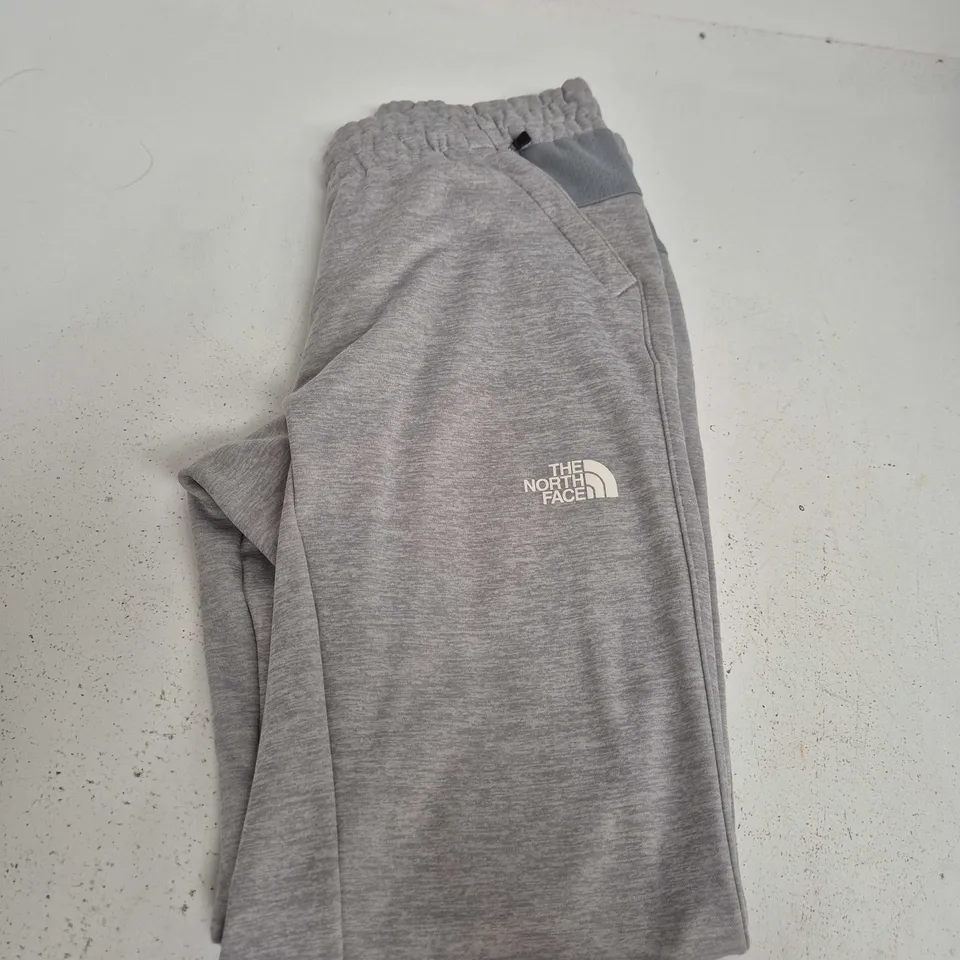 THE NORTH FACE GREY SWEATPANTS - SIZE M