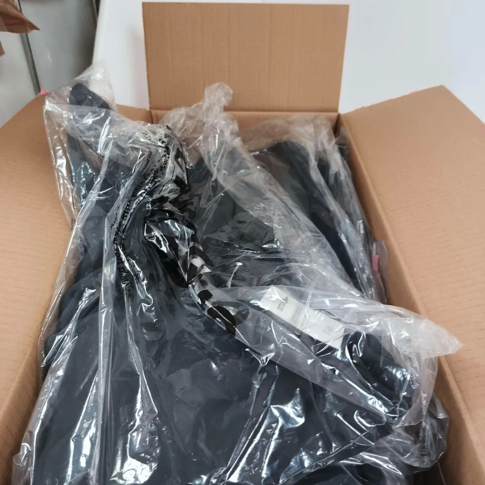 BOX OF APPROXIMATELY 22 ASSORTED CLOTHING ITEMS TO INCLUDE CROPPED FIT LONG SLEEVE, CROPPED FLEECE SWEATSHIRT ETC