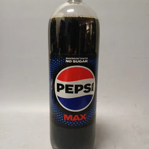 TOTE OF APPROX 3 PEPSI MAX NO SUGAR 2L