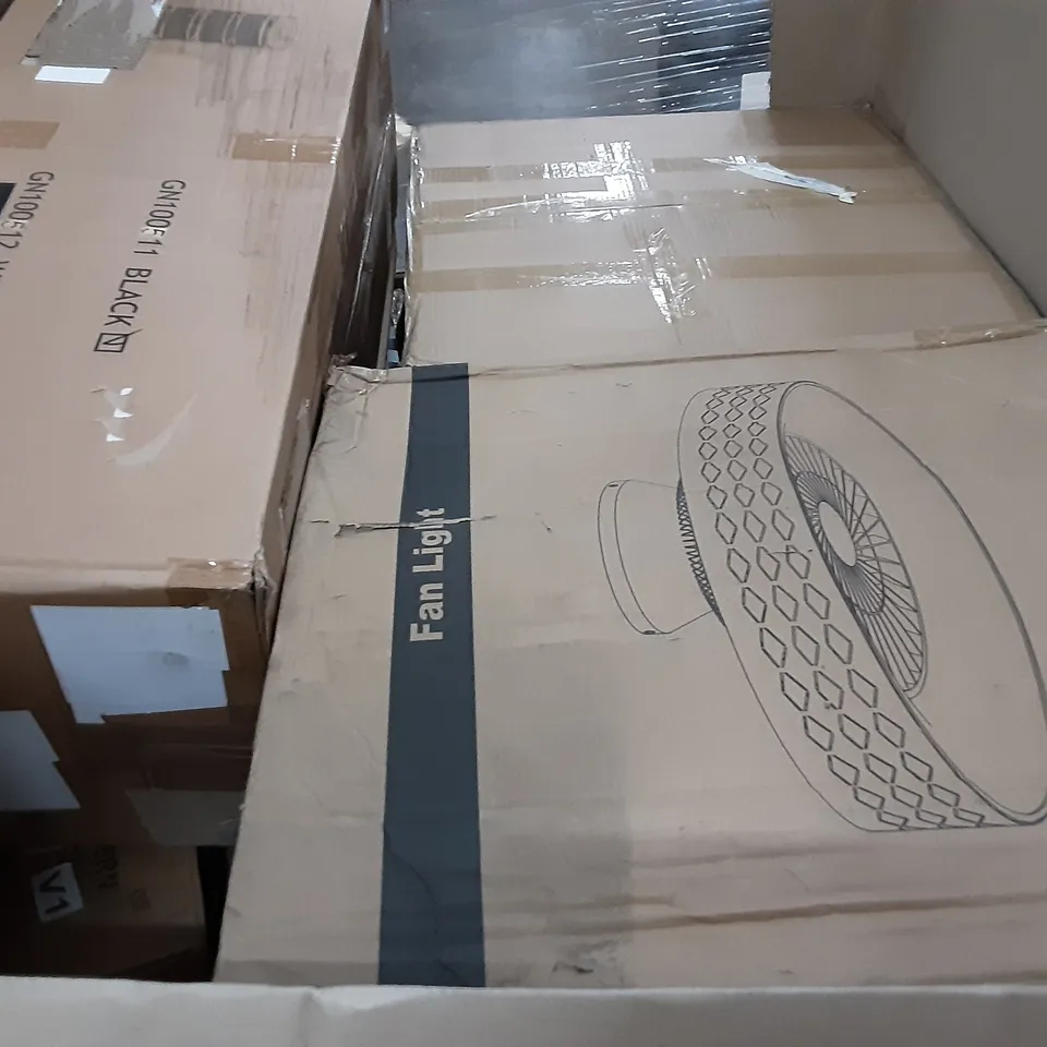 PALLET OF ASSORTED PRODUCTS INCLUDING ELEGANT LED MIRROR, HOMIDEC DRYING RACK, CAMABEL GARMENT RACK, FAN LIGHT, REBOUND FITNESS STABILITY BAR HAND RAIL