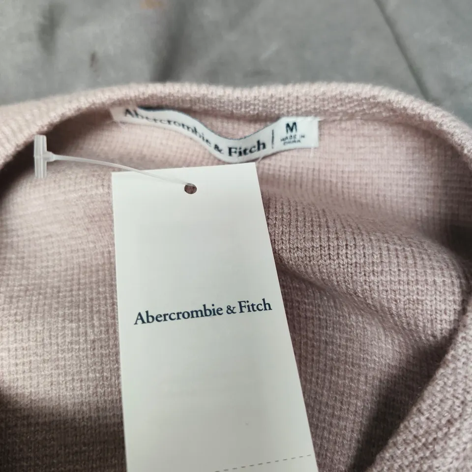 Abercrombie & Fitch beige Knit Vest – Women's, Size M