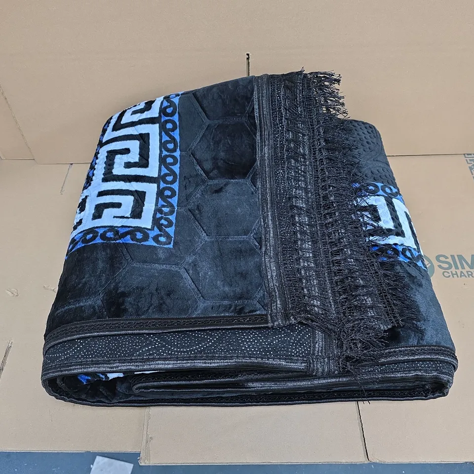 COTTON KING RUG – BLUE/BLACK GREEK STYLE PATTERN, 200 X 300 CM