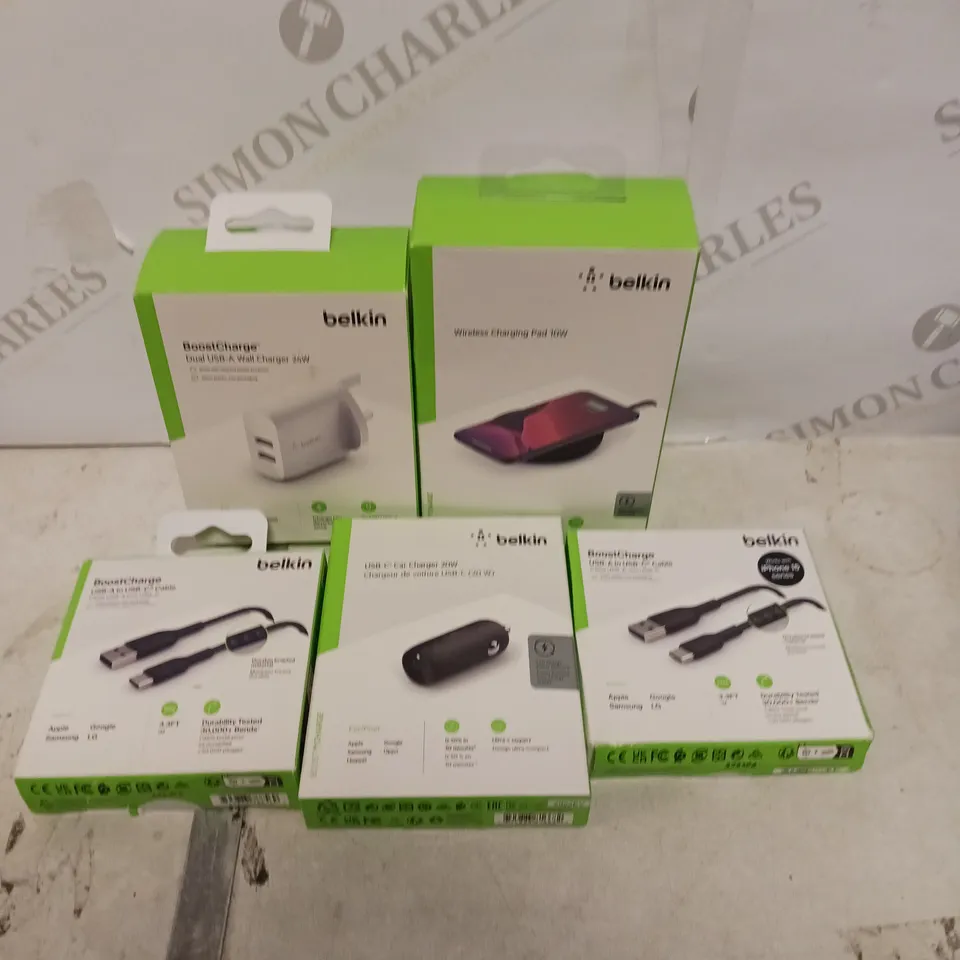 APPROXIMATELY 20 ASSORTED BOXED BELKIN SMARTPHONE/TABLET ACCESSORIES TO INCLUDE POWERBANKS, CHARGING CABLES, WIRELESS CHARGING PADS ETC	