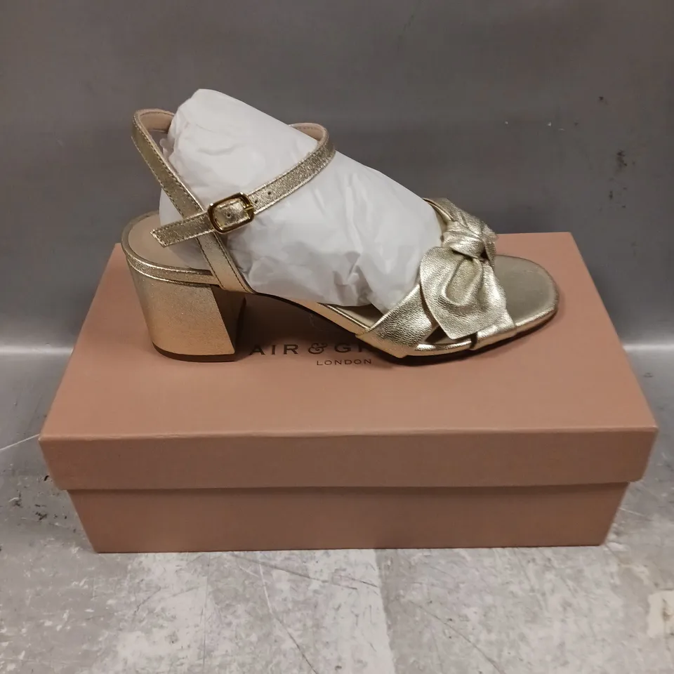 BOXED PAIR OF AIR & GRACE DANCING QUEEN SHOES - 6