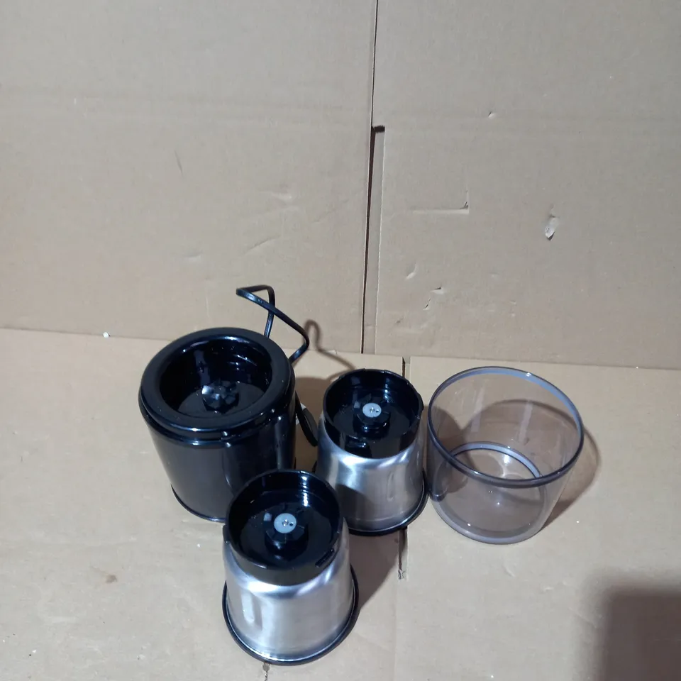 CUISINART BLENDER