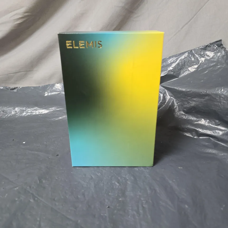 ELEMIS PRO COLLAGEN 3 ITEM GIFT SET BOXED