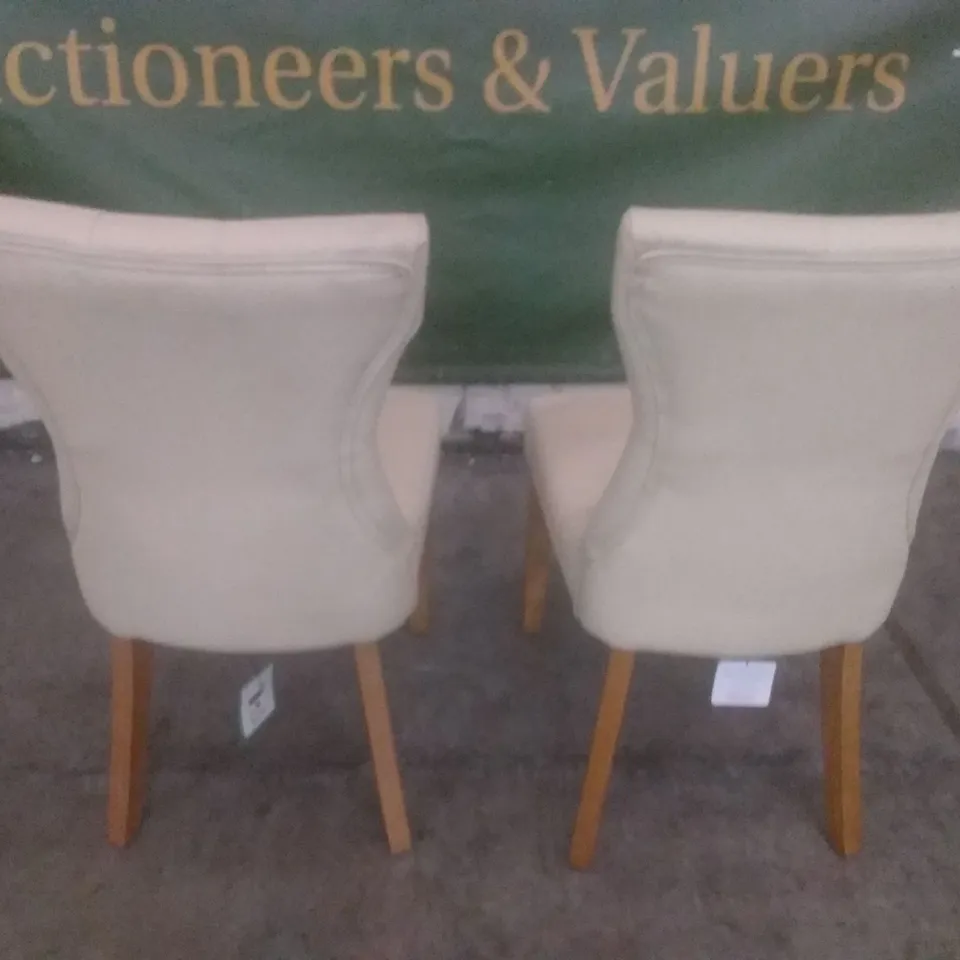 SET OF 2 DESIGNER BEWLEY IVORY LEATHER BUTTON BACK DINING CHAIR (OAK LEG)