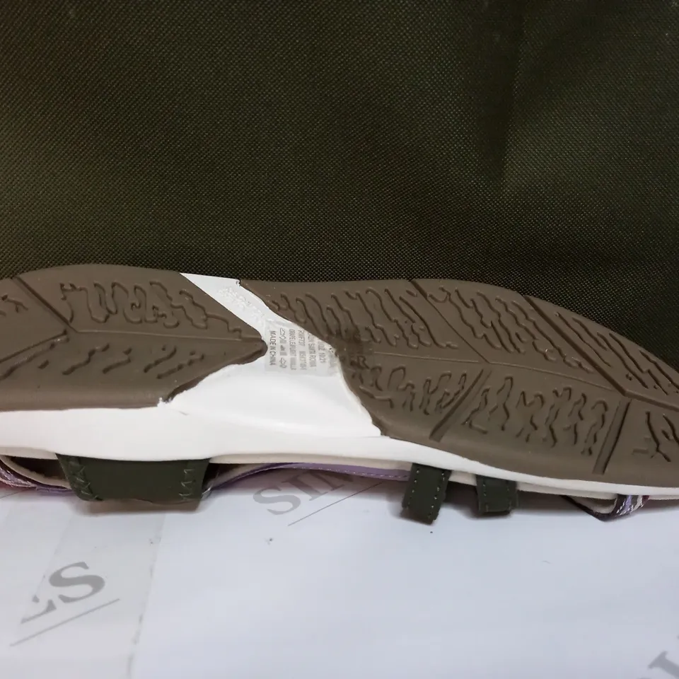 REGATTA LADY ROMA SANDALS SIZE 6