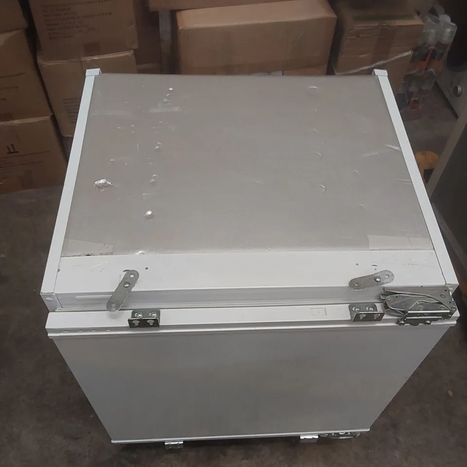 MONTPELLIER MBUR200 BUILT UNDER ICEBOX FRIDGE