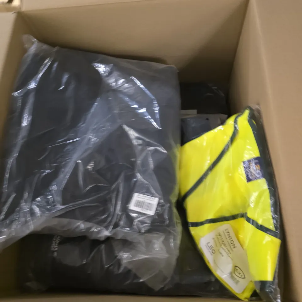 BOX OF APPROXIMATELY 10 ASSORTED CLOTHING ITEMS TO INCLUDE HI-VIS'S AND PADDED GILETS IN VARIOUS SIZES