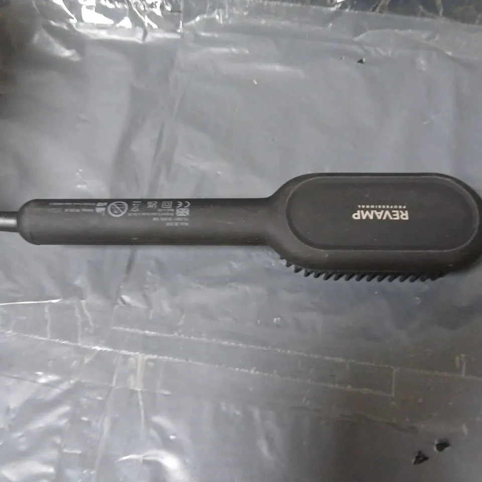 APPROXIMATELY 14 REVAMP HEATED HAIR STYLING BRUSH