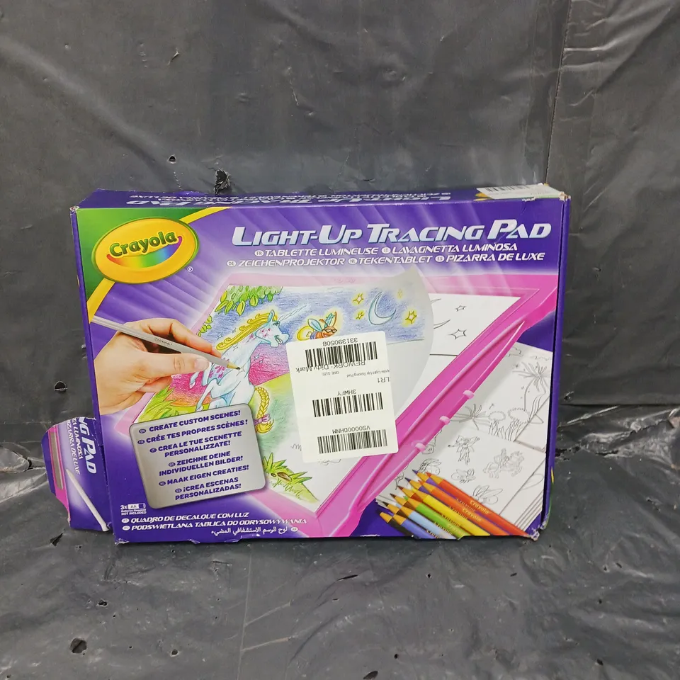 BOXED CRAYOLA LIGHT-UP TRACING PAD 