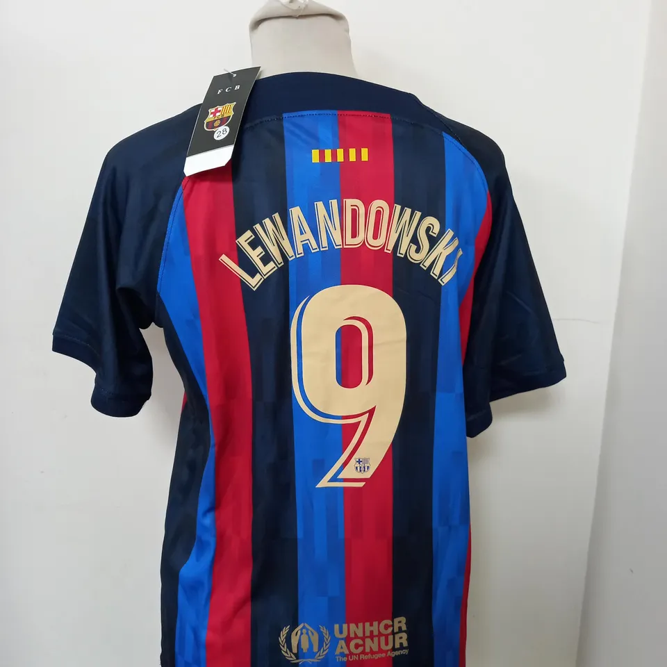 FC BARCELONA HOME KIT WITH LEWANDOWSKI 9 SIZE 28