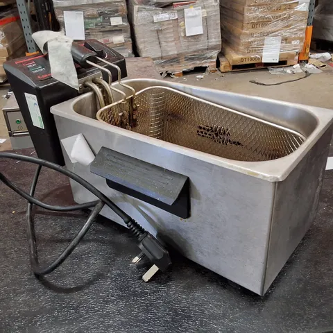 CATERLITE GG198 LIGHT DUTY COUNTERTOP ELECTRIC FRYER